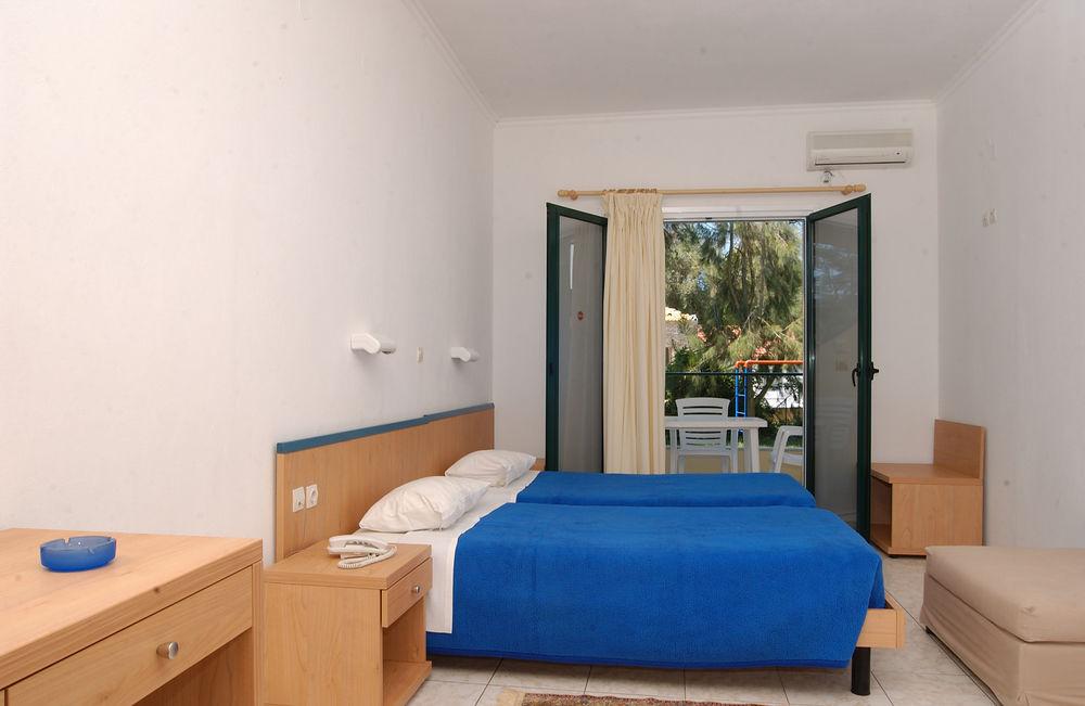 Morfeas Hotel Kavos Ngoại thất bức ảnh