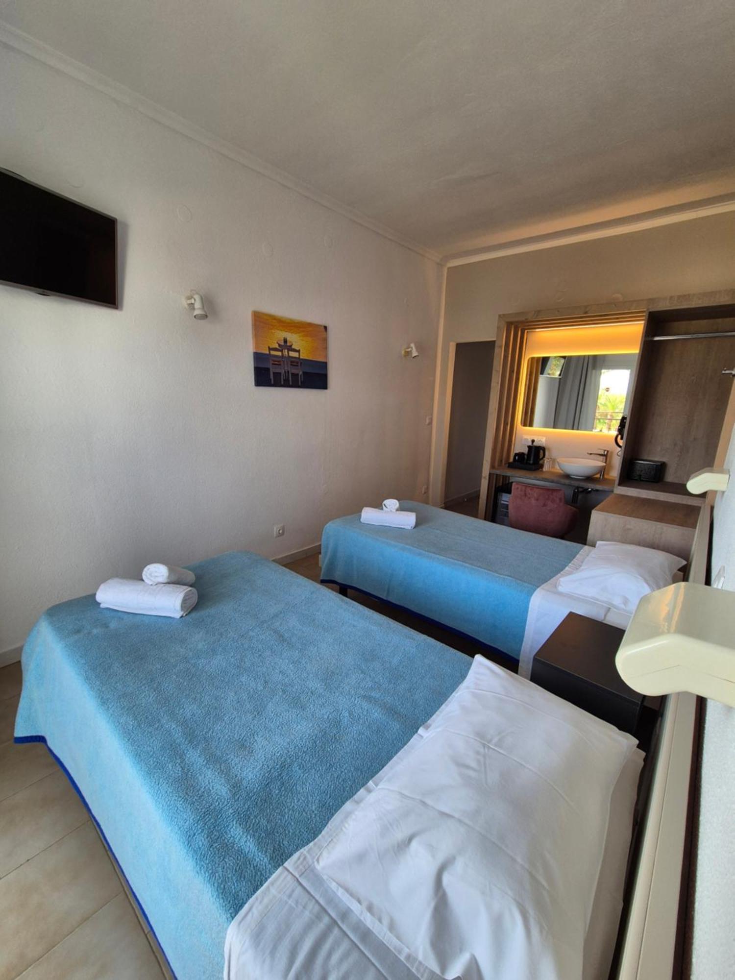 Morfeas Hotel Kavos Phòng bức ảnh