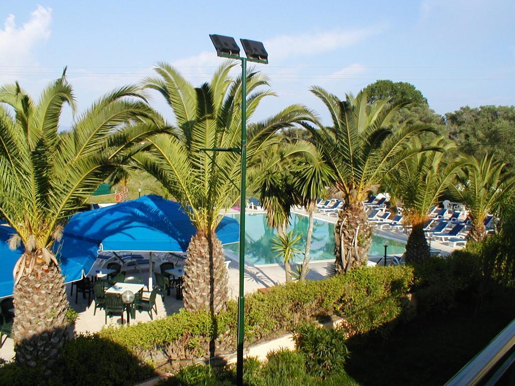 Morfeas Hotel Kavos Ngoại thất bức ảnh