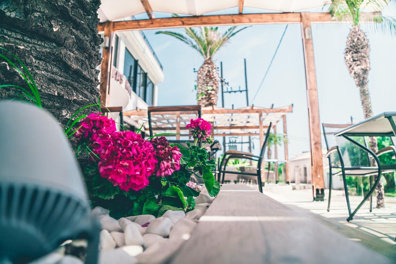 Morfeas Hotel Kavos Ngoại thất bức ảnh
