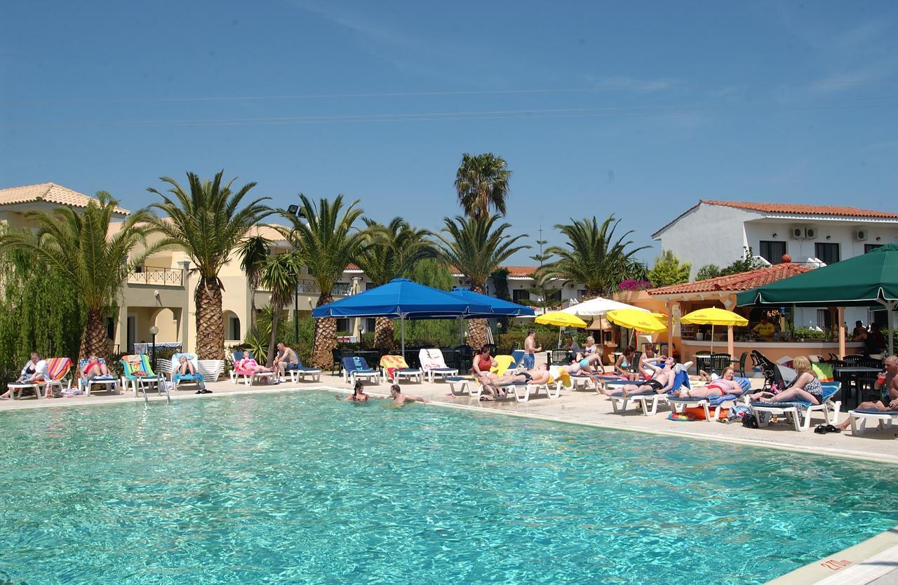 Morfeas Hotel Kavos Ngoại thất bức ảnh