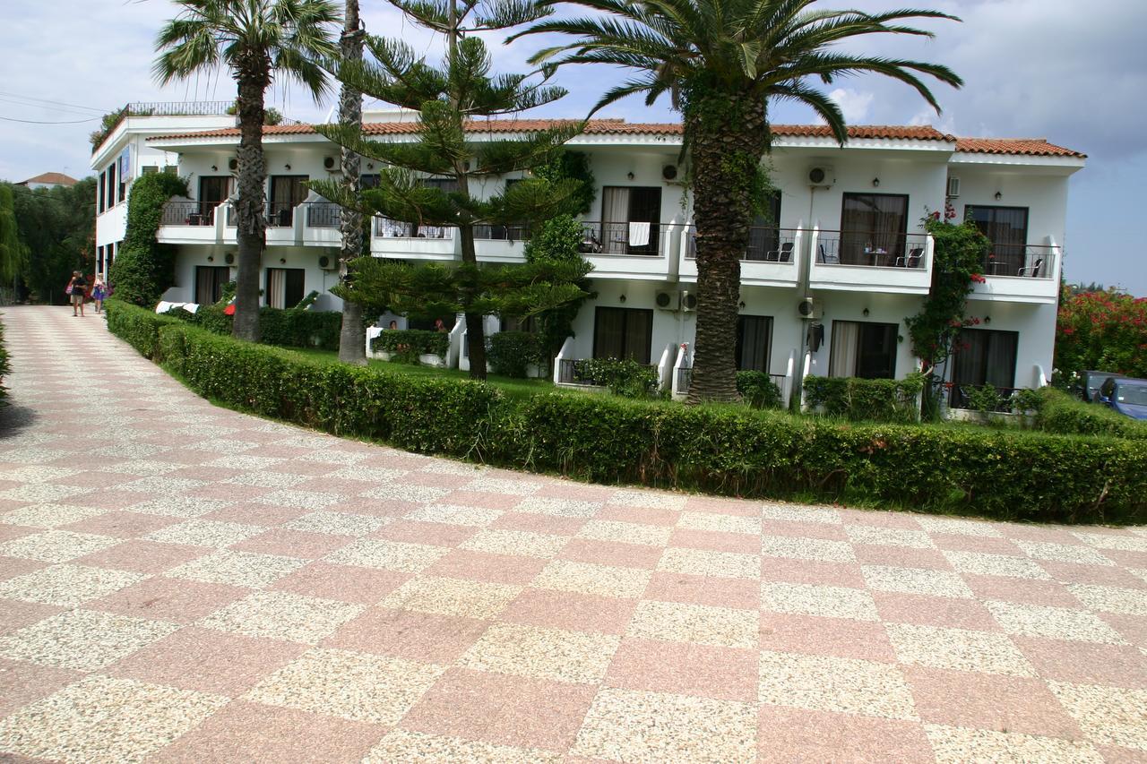 Morfeas Hotel Kavos Ngoại thất bức ảnh